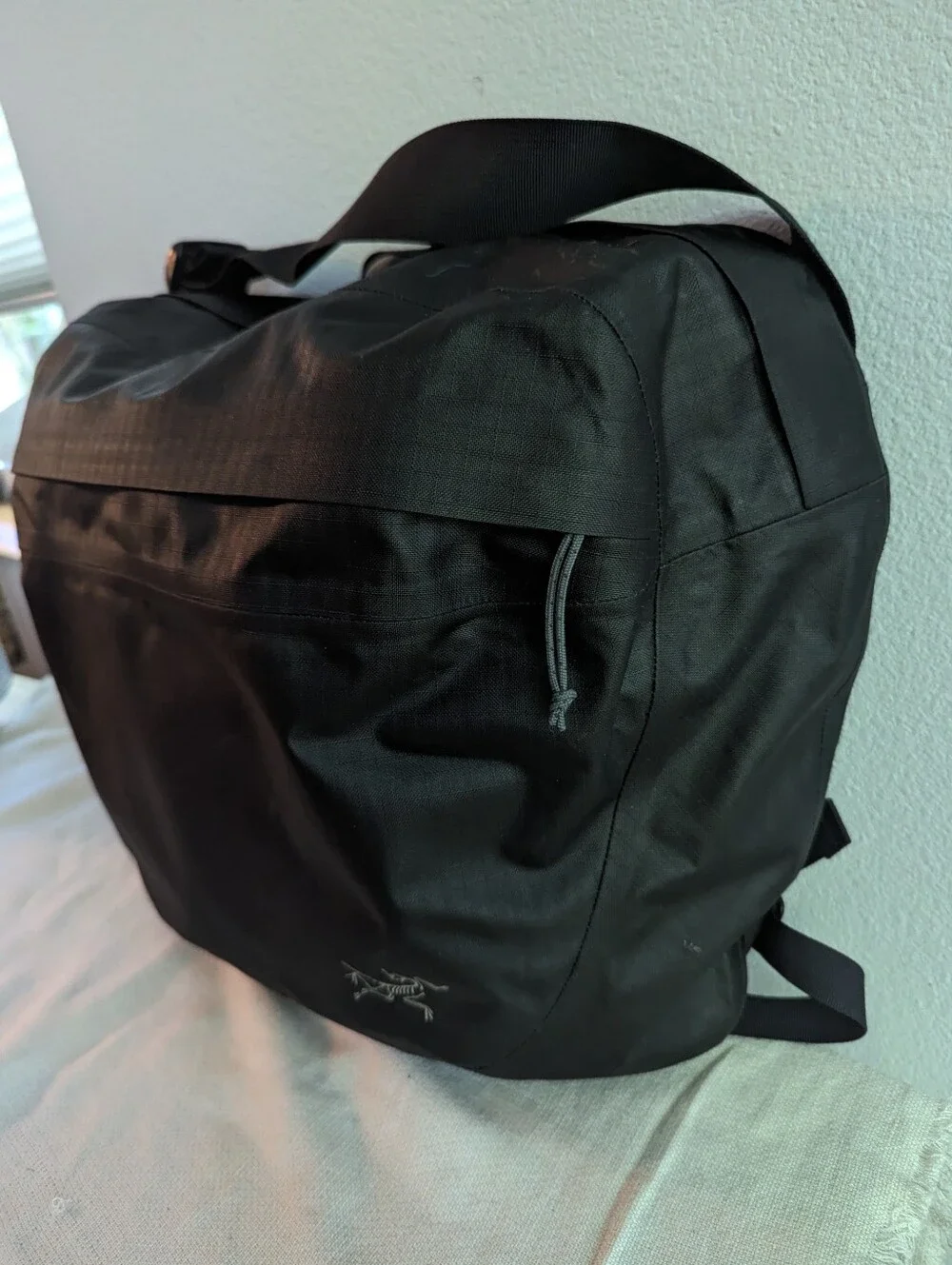 Arc'teryx Lunara 10L Weatherproof Crossbody Shoulder Bag - Rare Discontinued